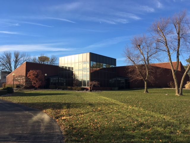 300 Richmond Avenue, Mattoon, IL 61938